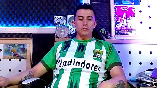 Darko0717 online show from February 22, 2025, 11:13 pm