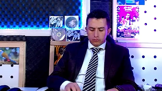 Darko0717 online show from March 3, 2025, 9:05 pm