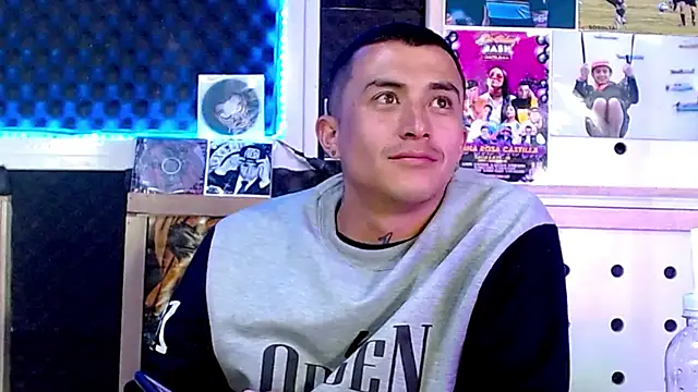 Darko0717 online show from March 13, 2025, 2:16 am