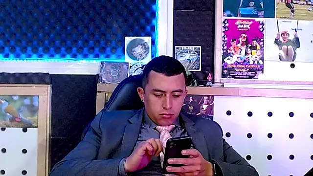 Darko0717 online show from March 14, 2025, 5:46 pm