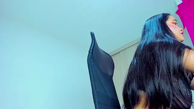monica little23 online show from June 1, 2026, 7:26 pm