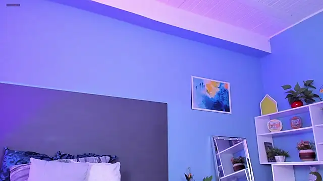 Snapshot of kylie_reyes chatting on December 3, 2024, 9:23 pm kylie reyes online show from December 3, 2024, 9:23 pm