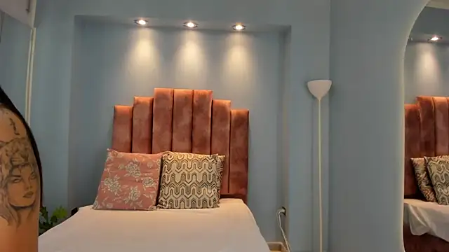 kylie reyes online show from November 15, 2025, 8:16 pm