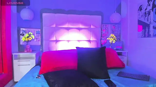 cinthya walker1 online show from February 11, 2026, 12:54 pm