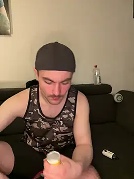 FunBoyPassiv online show from April 4, 2026, 12:20 am