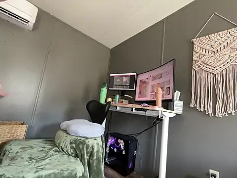 Snapshot of onlysage444 chatting on September 12, 2025, 4:51 pm onlysage444 online show from September 12, 2025, 4:51 pm