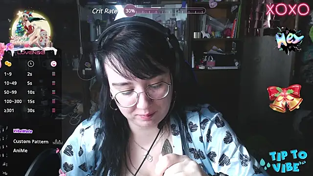 LeonaHarrison online show from December 29, 2024, 8:04 pm