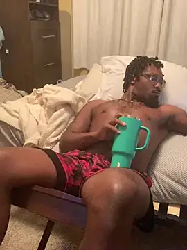 ReShawn69TM online show from December 27, 2024, 5:52 am