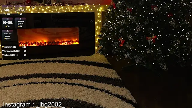 Snapshot of Masha_2002 chatting on December 25, 2024, 4:12 am Masha 2002 online show from December 25, 2024, 4:12 am