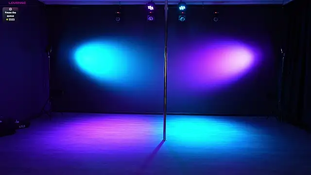 Snapshot of Masha_2002 chatting on October 4, 2025, 6:50 pm Masha 2002 online show from October 4, 2025, 6:50 pm