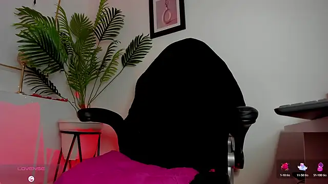 brianahill  online show from February 11, 2026, 9:09 pm