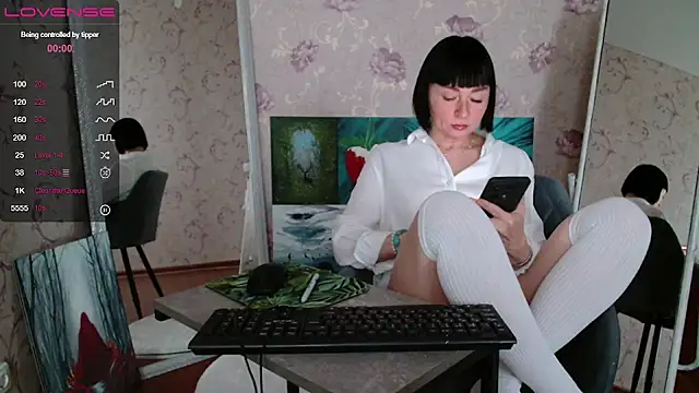 Snapshot of secret_library chatting on December 11, 2024, 5:32 am secret library online show from December 11, 2024, 5:32 am