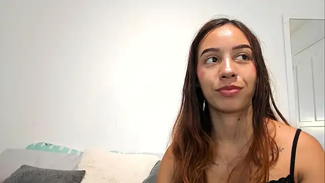 Estrella Duran online show from March 17, 2025, 10:17 pm