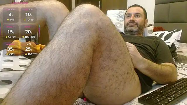 Snapshot of rodrher81 chatting on October 29, 2025, 3:42 am rodrher81 online show from October 29, 2025, 3:42 am