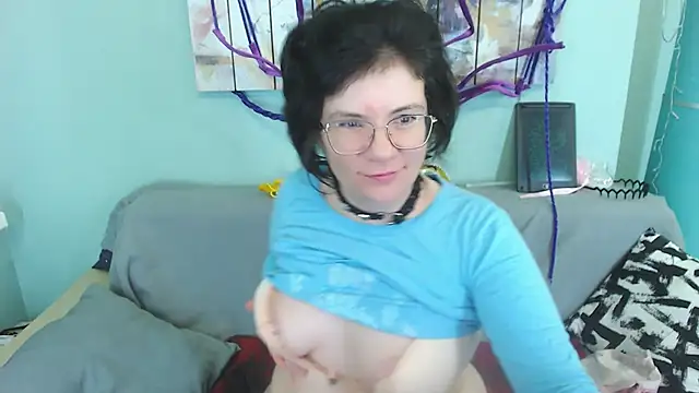 EverlyRays online show from December 25, 2024, 3:50 am