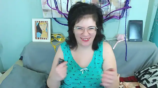 EverlyRays online show from December 28, 2024, 12:47 am