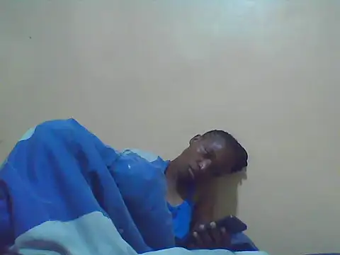 Smillie prety online show from February 18, 2026, 5:03 am