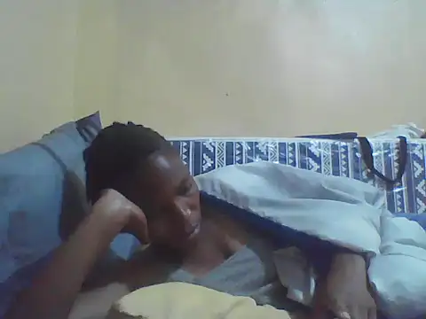 Smillie prety online show from May 10, 2026, 5:01 am