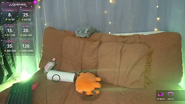  Little sophie   online show from May 22, 2026, 9:42 pm