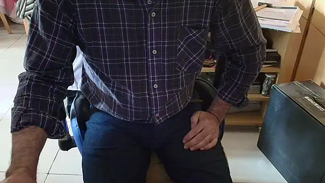 angelgarcia269 online show from October 29, 2025, 11:34 am