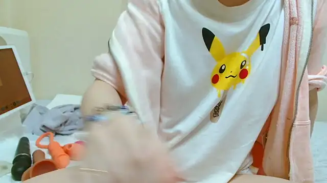 Snapshot of liliyRiSAcha-n chatting on September 11, 2025, 9:20 am liliyRiSAcha-n online show from September 11, 2025, 9:20 am