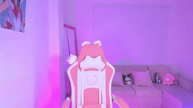 kityangelss online show from February 13, 2025, 3:29 am