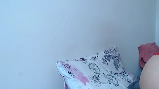 Snapshot of lady_hot2xx chatting on February 3, 2025, 3:27 pm lady hot2xx online show from February 3, 2025, 3:27 pm