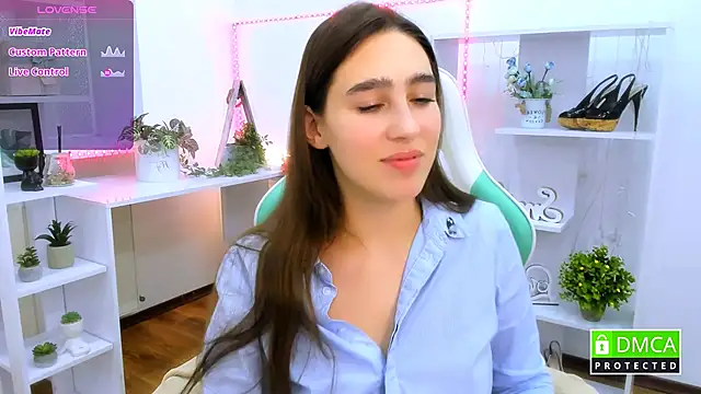  Eliizabeth  online show from February 1, 2026, 10:08 pm