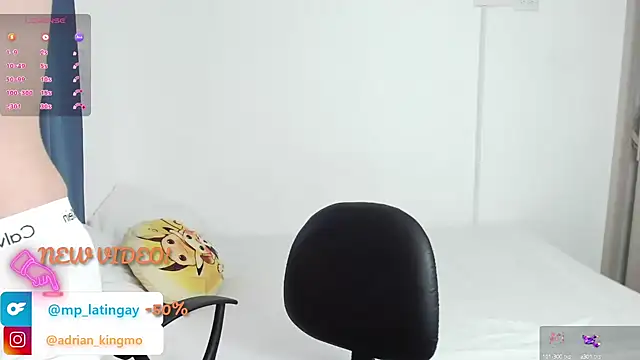 Snapshot of adrian_morelly chatting on October 4, 2025, 7:34 pm adrian morelly online show from October 4, 2025, 7:34 pm