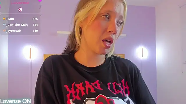 nataly rodri online show from May 15, 2026, 11:45 pm