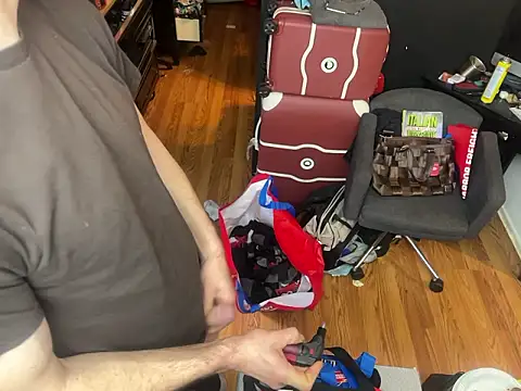 Snapshot of leanjamesdean chatting on March 3, 2026, 6:03 pm leanjamesdean online show from March 3, 2026, 6:03 pm