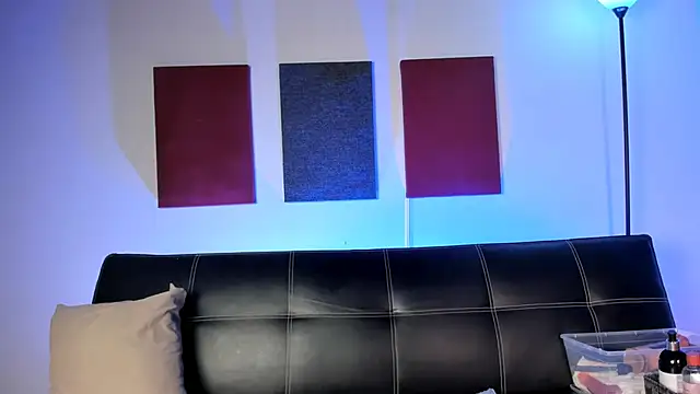 Snapshot of Samara_Kim chatting on February 6, 2025, 9:28 pm Samara Kim online show from February 6, 2025, 9:28 pm