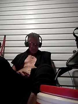 CoordinatedCheese1 online show from July 29, 2026, 2:43 am