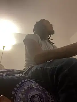 Snapshot of BD2LONG chatting on February 19, 2025, 1:40 am BD2LONG online show from February 19, 2025, 1:40 am