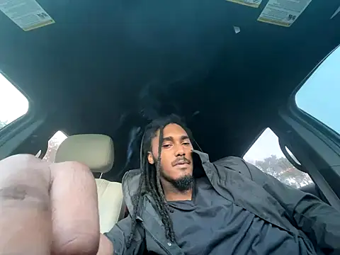 Snapshot of BD2LONG chatting on October 8, 2025, 10:29 pm BD2LONG online show from October 8, 2025, 10:29 pm