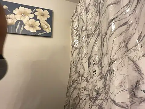 Snapshot of BD2LONG chatting on October 11, 2025, 4:49 pm BD2LONG online show from October 11, 2025, 4:49 pm