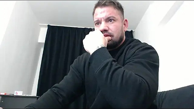 musclemonster31 online show from January 17, 2025, 10:01 pm