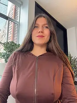 Snapshot of AmelieLaurent_ chatting on May 16, 2026, 5:12 pm AmelieLaurent online show from May 16, 2026, 5:12 pm