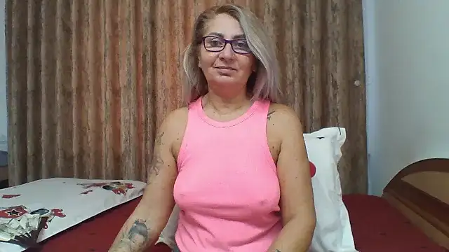 PussyEvely online show from November 4, 2025, 6:56 am