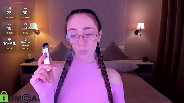 Lexi Split online show from June 21, 2026, 2:36 am