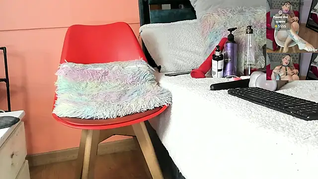  BrendaMichel  online show from September 27, 2025, 11:26 am