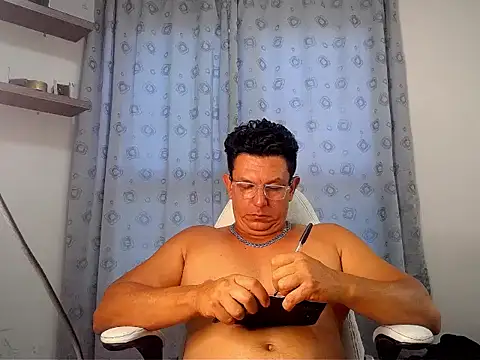 Snapshot of pedropicapi chatting on November 2, 2025, 9:17 pm pedropicapi online show from November 2, 2025, 9:17 pm