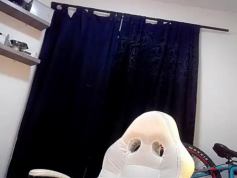 pedropicapi online show from April 17, 2026, 3:20 am