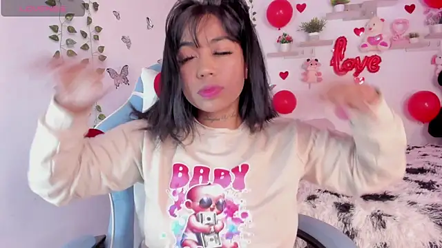 Emily restrepo online show from February 15, 2025, 5:19 am