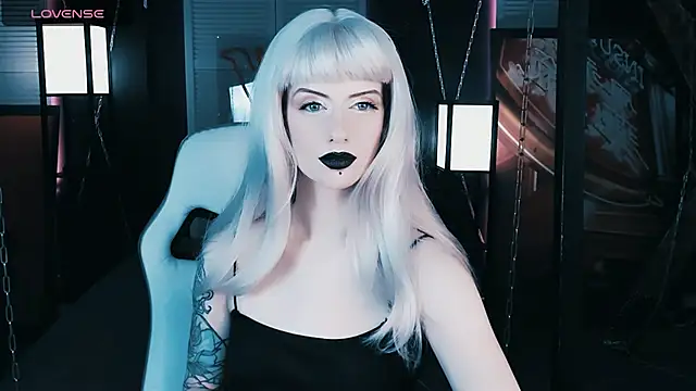 Snapshot of Noah_ElmerX chatting on December 13, 2024, 2:27 pm Noah ElmerX online show from December 13, 2024, 2:27 pm