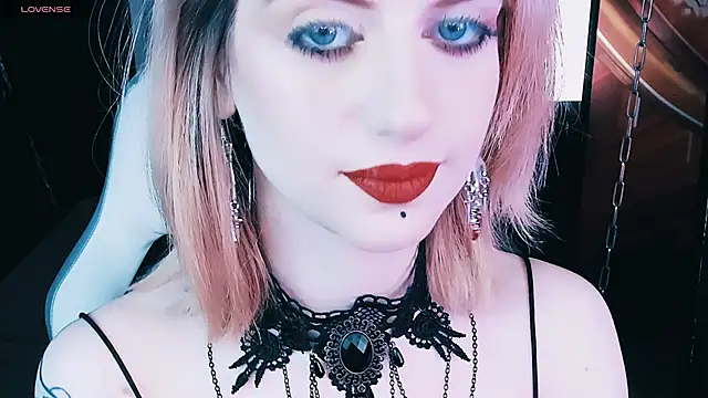 Snapshot of Noah_ElmerX chatting on January 8, 2025, 10:27 pm Noah ElmerX online show from January 8, 2025, 10:27 pm