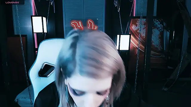 Snapshot of Noah_ElmerX chatting on February 6, 2025, 11:26 pm Noah ElmerX online show from February 6, 2025, 11:26 pm