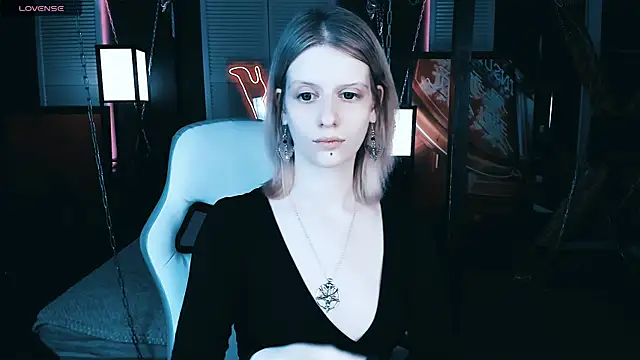 Snapshot of Noah_ElmerX chatting on March 3, 2025, 4:35 pm Noah ElmerX online show from March 3, 2025, 4:35 pm