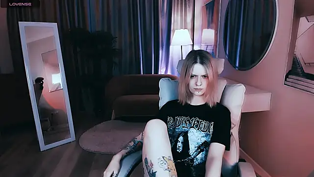 Snapshot of Noah_ElmerX chatting on March 13, 2025, 3:50 pm Noah ElmerX online show from March 13, 2025, 3:50 pm