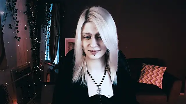 Snapshot of Noah_ElmerX chatting on October 3, 2025, 2:47 pm Noah ElmerX online show from October 3, 2025, 2:47 pm